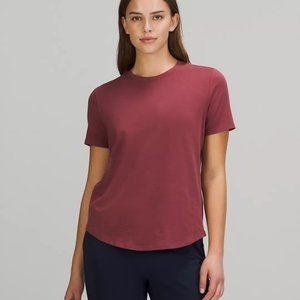 Women’s Lululemon Love Crew T-Shirt Mustard Size 6 NWOT